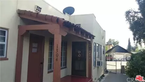 Other - 1302 E Villa St, Pasadena, CA 91106 photo 3 of 6