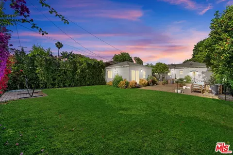 6311 Colbath Ave, Van Nuys, CA 91401 photo 12