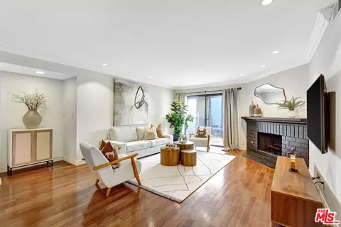 1250 Amherst Ave #205, Los Angeles, CA 90025