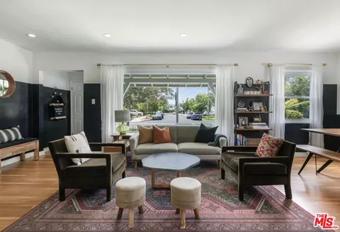 11925 Tiara St, Valley Village, CA 91607