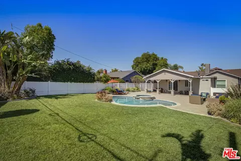 7715 Mcnulty Ave, Winnetka, CA 91306 photo 28