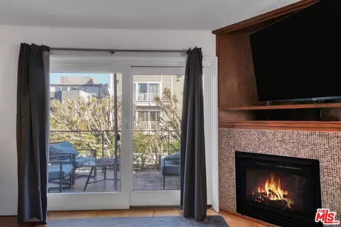 Other - 11 19th Ave, Venice, CA 90291 photo 2 of 12