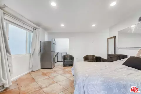 Bedroom - 11 19th Ave, Venice, CA 90291 photo 6 of 6