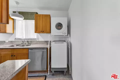 Other - 5608 Lime Ave #3, Long Beach, CA 90805 photo 3 of 10