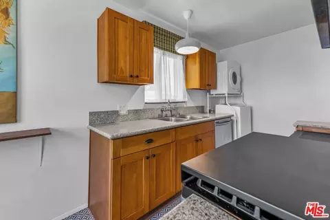 Other - 5608 Lime Ave #3, Long Beach, CA 90805 photo 4 of 10