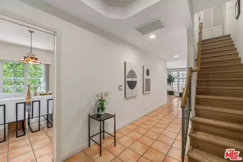 1663 Malcolm Ave #103, Los Angeles, CA 90024 photo 4