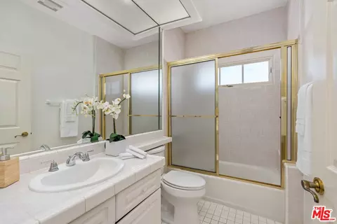 1663 Malcolm Ave #103, Los Angeles, CA 90024 photo 37