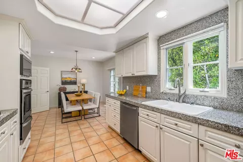 1663 Malcolm Ave #103, Los Angeles, CA 90024 photo 10