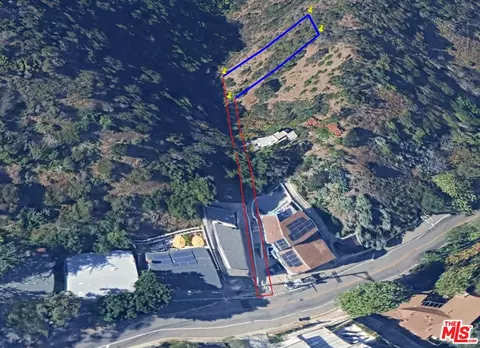 10431 Unknown St, Los Angeles, CA 90077