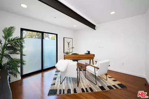 Other - 746 Brooks Ave, Venice, CA 90291 photo 2 of 6