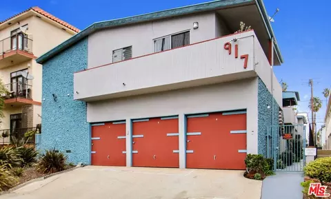917 5th St, Santa Monica, CA 90403