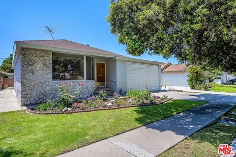 5195 Selmaraine Dr, Culver City, CA 90230