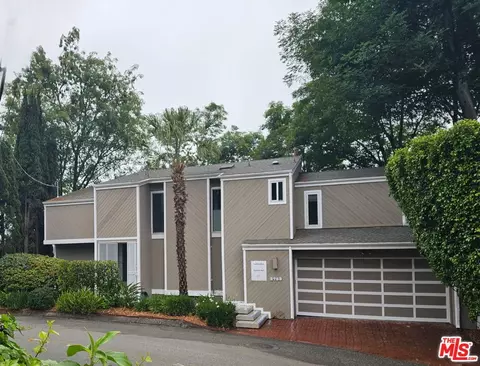 2753 Nichols Canyon Rd, Los Angeles, CA 90046