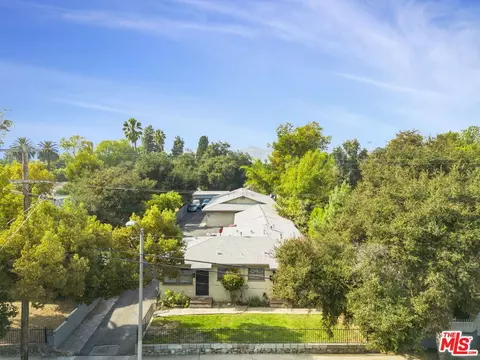 965 N Summit Ave, Pasadena, CA 91103 photo 8