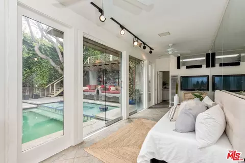 2228 Walnut Ave, Venice, CA 90291 photo 38