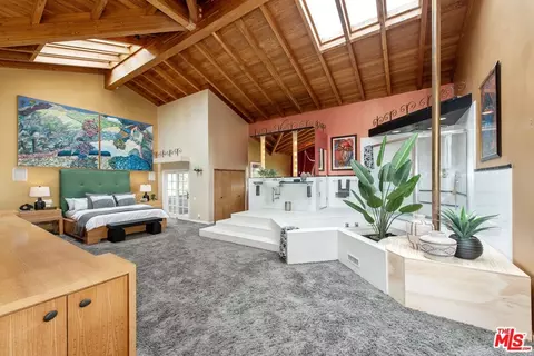 2228 Walnut Ave, Venice, CA 90291 photo 18