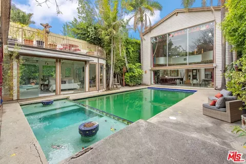 2228 Walnut Ave, Venice, CA 90291 photo 32