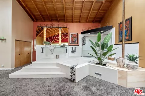 2228 Walnut Ave, Venice, CA 90291 photo 19