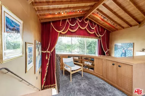 2228 Walnut Ave, Venice, CA 90291 photo 23