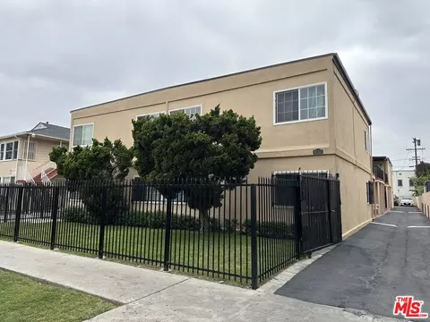 Undisclosed, Los Angeles, CA 90043