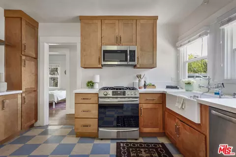 1454 Elizabeth St, Pasadena, CA 91104 photo 11