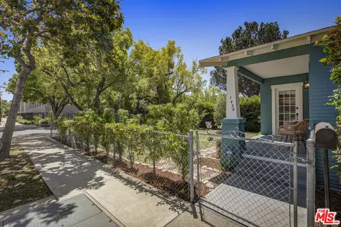 1454 Elizabeth St, Pasadena, CA 91104 photo 32