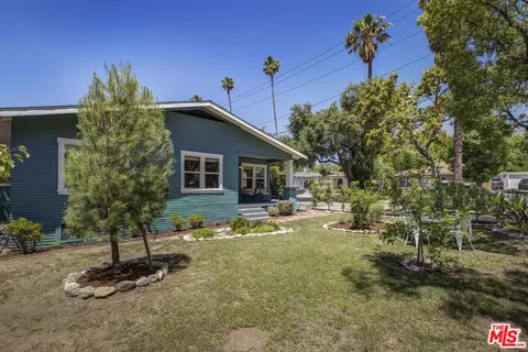 1454 Elizabeth St, Pasadena, CA 91104 photo 2