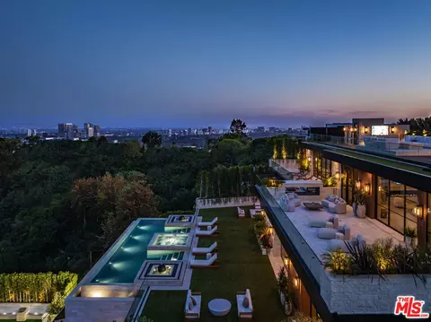 1414 Donhill Dr, Beverly Hills, CA 90210