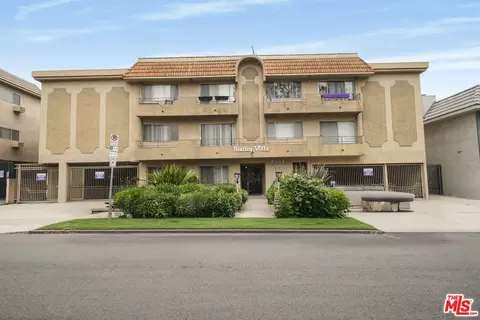2332 S Bentley Ave, Los Angeles, CA 90064