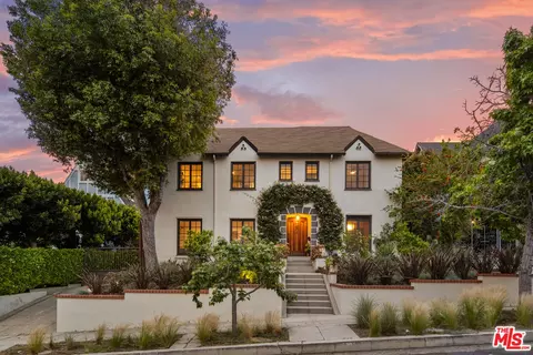 847 S Longwood Ave, Los Angeles, CA 90005