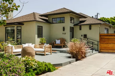 7920 Yorktown Ave, Los Angeles, CA 90045