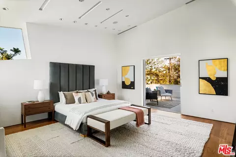 Bedroom - 702 6th Ave, Venice, CA 90291 photo 3 of 5