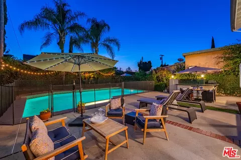 5527 Calhoun Ave, Sherman Oaks, CA 91401 photo 3