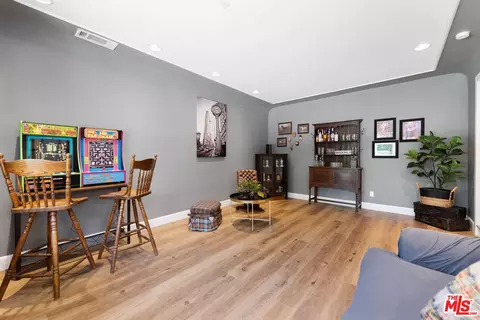 5527 Calhoun Ave, Sherman Oaks, CA 91401 photo 9