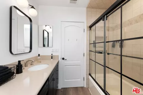 5527 Calhoun Ave, Sherman Oaks, CA 91401 photo 39