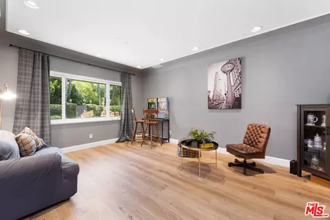 5527 Calhoun Ave, Sherman Oaks, CA 91401 photo 7