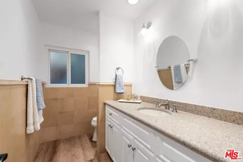 5527 Calhoun Ave, Sherman Oaks, CA 91401 photo 22