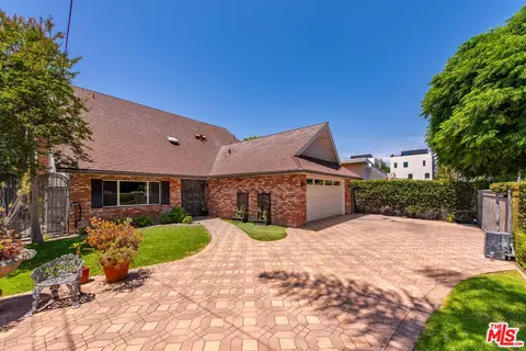 5527 Calhoun Ave, Sherman Oaks, CA 91401 photo 4
