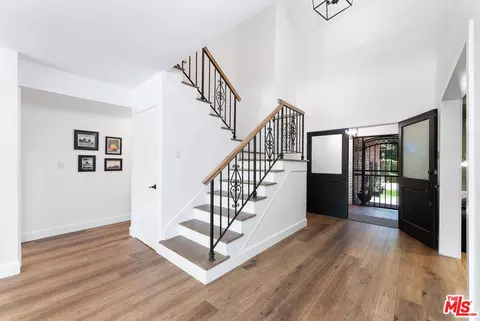 5527 Calhoun Ave, Sherman Oaks, CA 91401 photo 6
