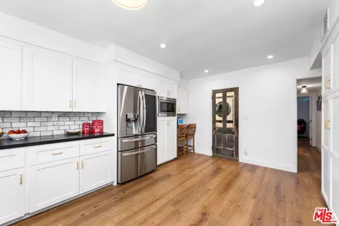 5527 Calhoun Ave, Sherman Oaks, CA 91401 photo 18