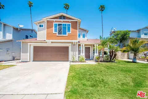 1085 E Oak St, Anaheim, CA 92805