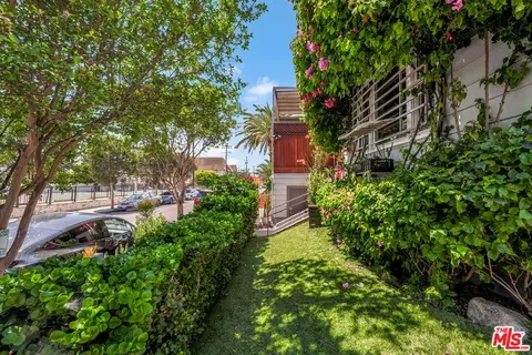 461 N St Andrews Pl, Los Angeles, CA 90004