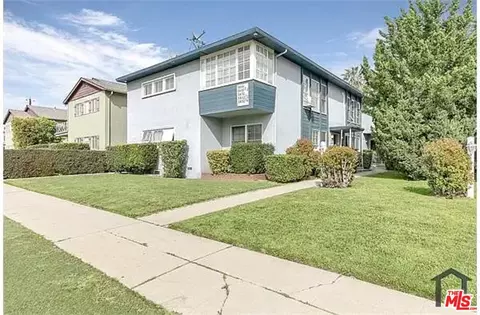5846 Woodman Ave, Van Nuys, CA 91401