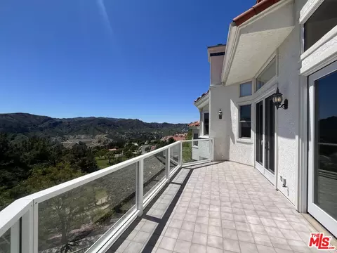 2046 Palisades Dr #24, Pacific Palisades, CA 90272