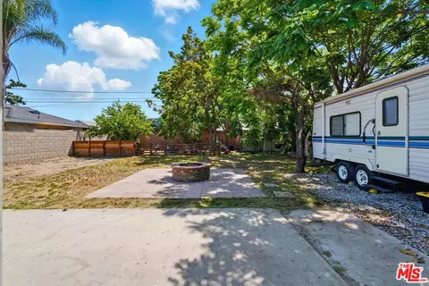 11862 Santa Maria St, Stanton, CA 90680 photo 5