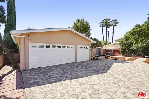 9901 Rathburn Ave, Northridge, CA 91325