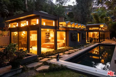 9029 Hollywood Hills Rd, Los Angeles, CA 90046
