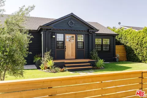 2709 S Harcourt Ave, Los Angeles, CA 90016