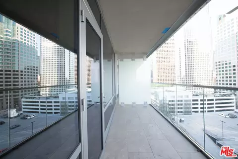 877 Francisco St #1819, Los Angeles, CA 90017
