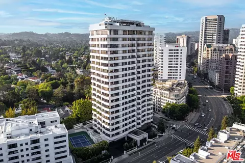 10601 Wilshire Blvd #403, Los Angeles, CA 90024